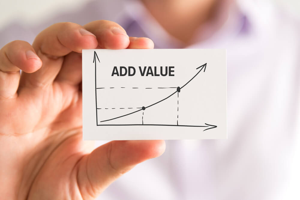 Win Bigger with Value in 2025 - Sell the Outcome, Not the Offer